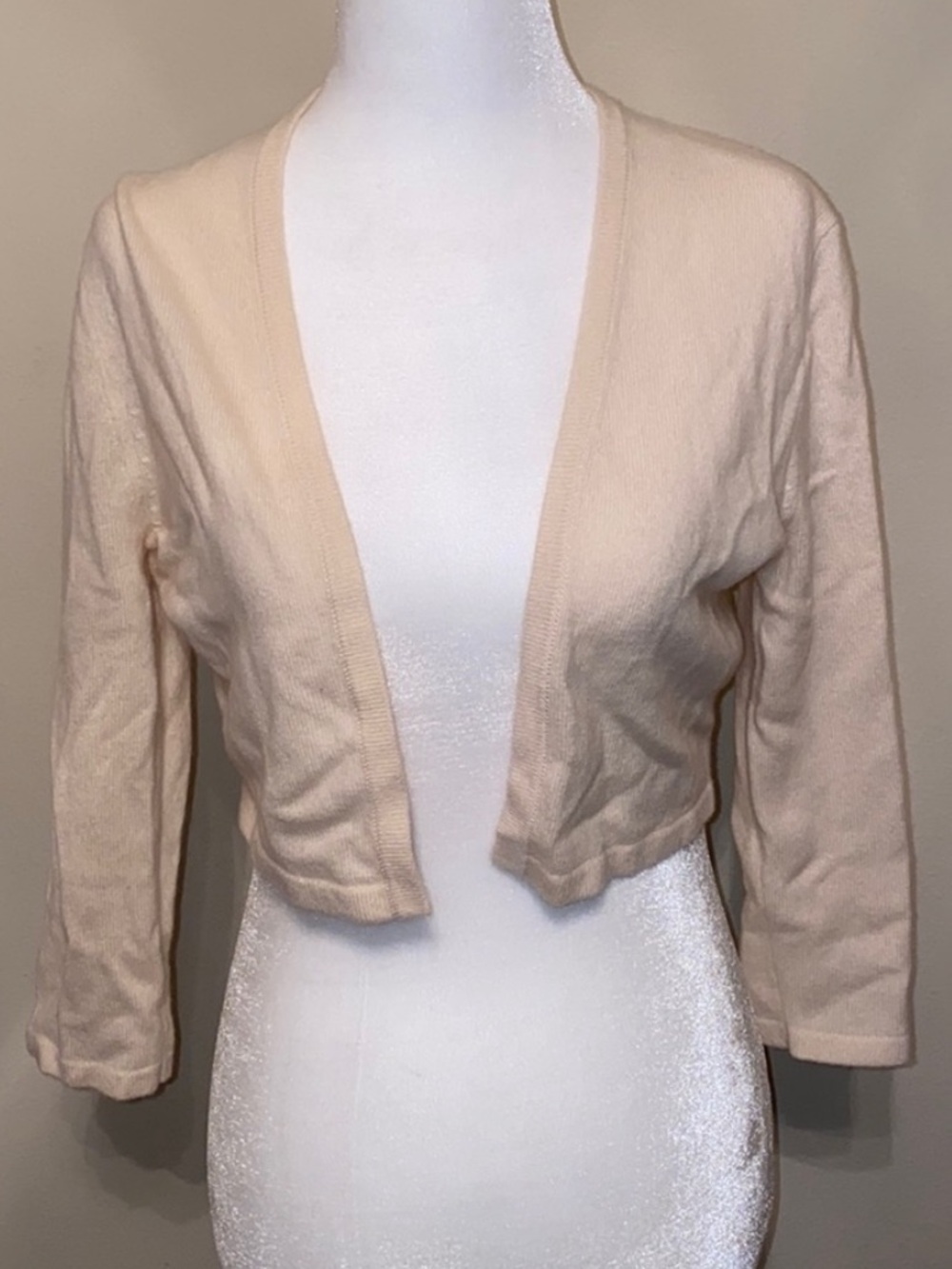 Neiman Marcus Cream Cropped Open-Front Cardigan Shrug
